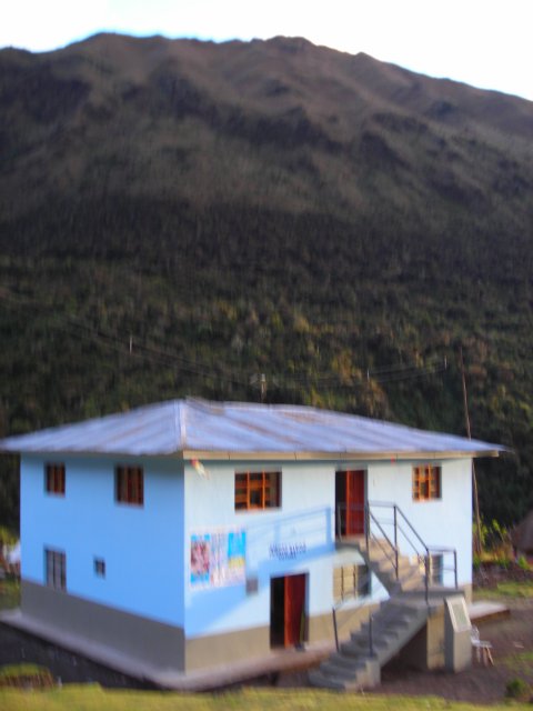 Le poste de santé, Totora