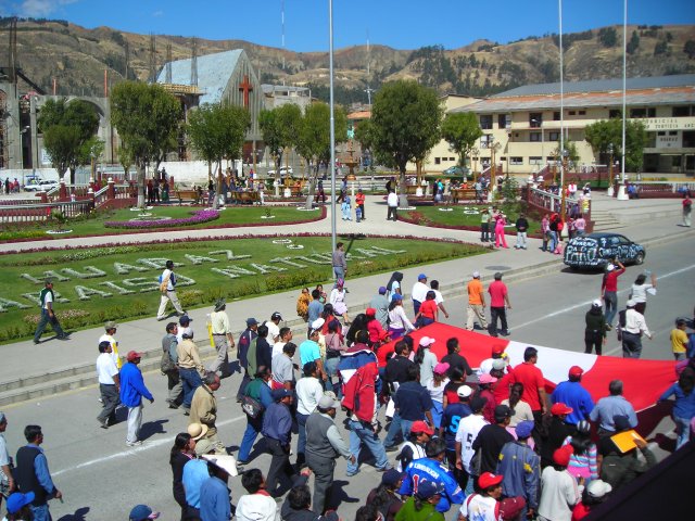 Huaraz: grève générale sur la place