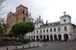 Cuenca: la place centrale et la cathédrale