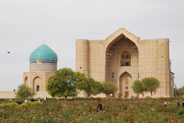 Le mausolée Yasaui, à Turkestan